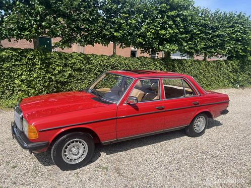 Mercedes 240 D, Auto's, Oldtimers, Te koop, Lichtmetalen velgen, Open dak, Trekhaak, Mercedes-Benz, Diesel, Sedan, Handgeschakeld