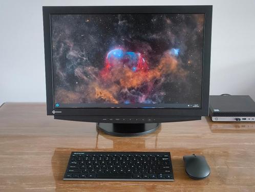 Eizo ColorEdge CE210W 21" Monitor, Computers en Software, Monitoren, Zo goed als nieuw, 60 Hz of minder, DVI, In hoogte verstelbaar