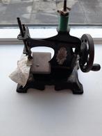 ANTIEK NAAIMACHIENTJE, Ophalen of Verzenden