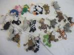 Knuffels: 23 stuks, met oog bevestigd aan koord., Ophalen of Verzenden, Zo goed als nieuw