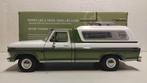 Ford F-100 pick up met huif groen Greenlight metal 1:18 KRD, Hobby en Vrije tijd, Modelauto's | 1:18, Ophalen of Verzenden, Zo goed als nieuw