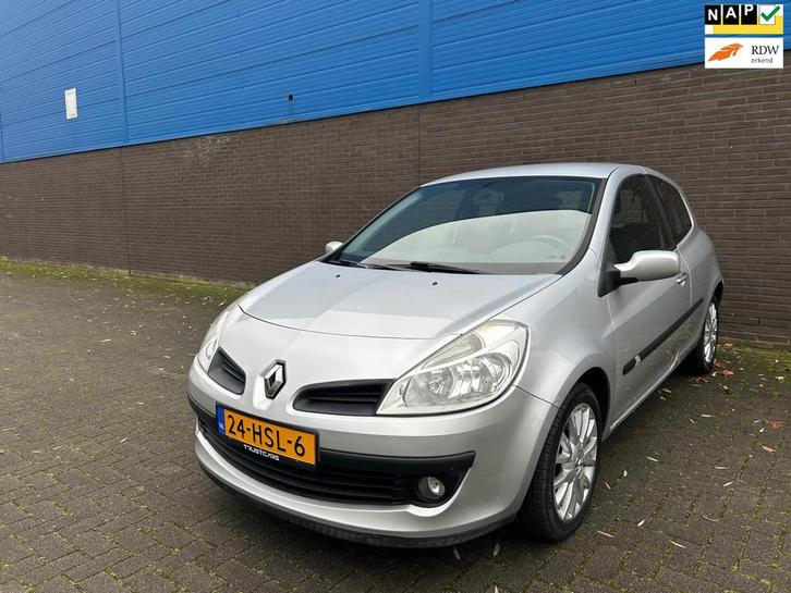 Renault Clio 1.2-16V Collection | Trekhaak | Cruise Control, Auto's, Renault, Bedrijf, Te koop, Clio, ABS, Airbags, Airconditioning