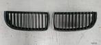 Nieren set Grille met chroomraam en zwarte strepen BMW 3 ser, Gebruikt, -, -, Ophalen of Verzenden