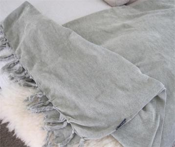 Z.g.a.n. plaid BY-Boo, Envy beschikbaar voor biedingen