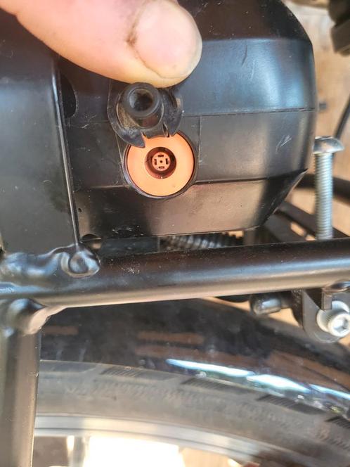 Fiets Lader voor vele merken, zie omschrijving, Fietsen en Brommers, Elektrische fietsen, Zo goed als nieuw, Overige merken, 50 km per accu of meer