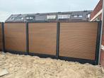 Composiet schutting met betonpalen en platen €185 p/m, Ophalen, Kunststof, 1 tot 2 meter, Minder dan 3 meter