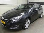 Opel Astra Sports Tourer 1.4 Turbo Sport - Dealer Onderhoude, Auto's, Opel, Voorwielaandrijving, Euro 5, Stof, Zwart