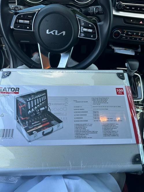 Nieuwe Kreator koffer, Doe-het-zelf en Verbouw, Gereedschapskisten, Nieuw, Gevuld, Ophalen of Verzenden