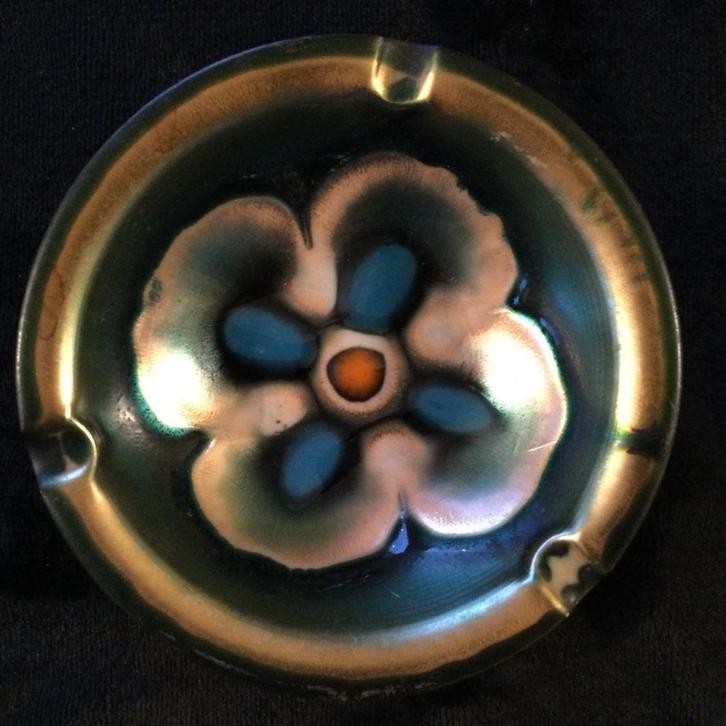 L’Artigiana Smalti su Rame, emaille op koper asbak bloem afb, Verzamelen, Retro, Huis en Inrichting, Ophalen of Verzenden