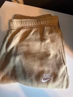 Nike joggingbroek maat L, Kleding | Heren, Ophalen of Verzenden, Zo goed als nieuw, Maat 52/54 (L), Beige