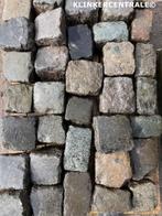50m2 gemêleerd natuursteen klinkers kinderkoppen graniet bas, Tuin en Terras, Gebruikt, Ophalen of Verzenden, Natuursteen, Klinkers