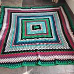 Handgemaakt gehaakte sprei, kleed ca 1.80x1.90 cm, Huis en Inrichting, Woonaccessoires | Plaids en Woondekens, Ophalen of Verzenden