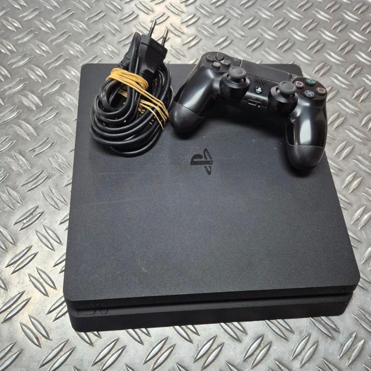 Playstation 4 Slim 1TB met controller, garantie.Betaal in3!, Spelcomputers en Games, Spelcomputers | Sony PlayStation 4, Zo goed als nieuw