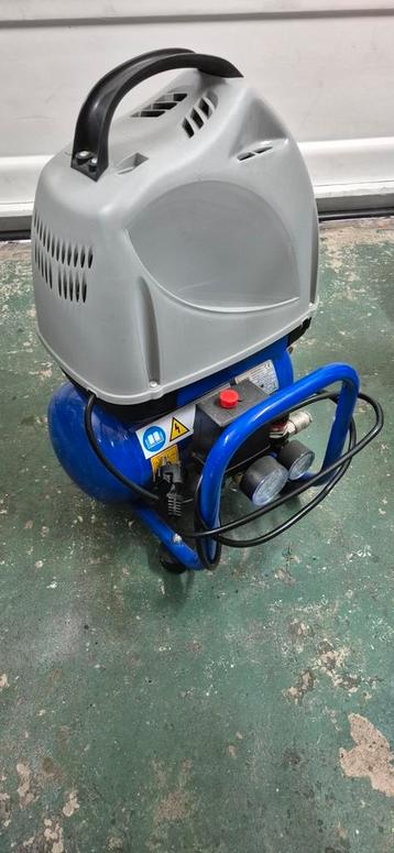 Michelin Compressor 8 Liter, onderhoudsvrij. beschikbaar voor biedingen