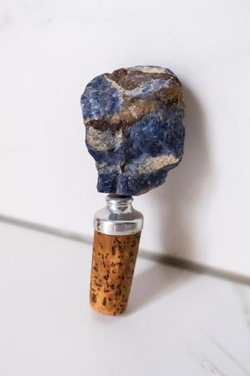 Vintage Natuurstenen Wijnstopper Ruwe Lapis Lazuli beschikbaar voor biedingen