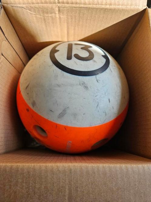 Biljartbal / bowlingbal, Sport en Fitness, Biljarten en Poolen, Zo goed als nieuw, Keu of Ballen, Ophalen of Verzenden