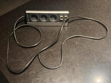 Evoline stekkerdoos beschikbaar voor biedingen