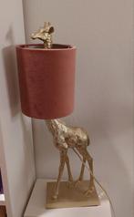 Gouden giraffe lamp met roze kap, Huis en Inrichting, Lampen | Tafellampen, Ophalen, Zo goed als nieuw, Minder dan 50 cm