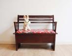 Vintage klepbankje met vrolijke zitting. Houten retro bank, Kinderen en Baby's, Ophalen, O, O, Stoel(en)