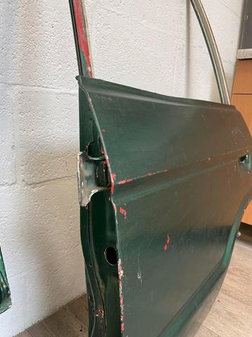 Twee goede achter deuren Land Cruiser J6 HJ60/HJ61/FJ60 beschikbaar voor biedingen