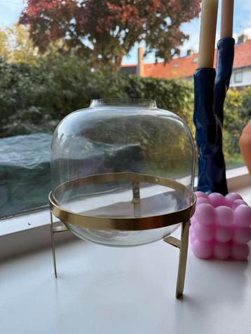 Glazen bolvaas Sissy Boy - Gouden standaard beschikbaar voor biedingen