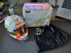 Max Verstappen 1:2 helm seizoen 2020, Verzamelen, Automerken, Motoren en Formule 1, Ophalen of Verzenden, Zo goed als nieuw, Formule 1