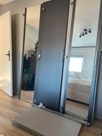 Kledingkast woonexpress, Huis en Inrichting, Ophalen, 200 cm of meer, 150 tot 200 cm, Zo goed als nieuw