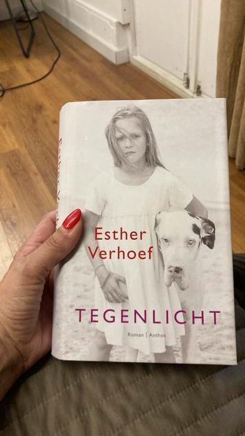 Esther Verhoef - Tegenlicht beschikbaar voor biedingen