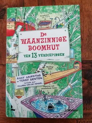 De waanzinnige boomhut van 13 verdiepingen. beschikbaar voor biedingen