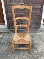 Vintage bidstoel hout riet biezen stijl Charlotte Perriand, Antiek en Kunst, Antiek | Meubels | Stoelen en Banken, Ophalen of Verzenden