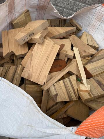 Big bag 80x80 frake en eiken hout beschikbaar voor biedingen