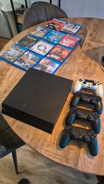 PS4 Console + 4 Controllers + 11 Games + Racestuur, Spelcomputers en Games, Ophalen, Original, 500 GB, Gebruikt