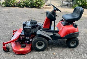 Simpicity Lancer 16Pk 2 cilinder B&S motor, hydrostaat.. beschikbaar voor biedingen