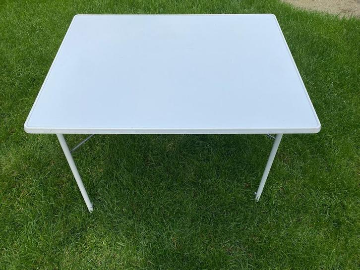 Camping tafel 80 x 60, hoogte instelbaar 60 t/m 80, gebruikt, Caravans en Kamperen, Kampeermeubelen, Gebruikt, Campingtafel, Ophalen
