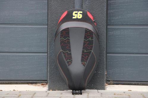 Custom Zip 2000 zadel, Fietsen en Brommers, Brommeronderdelen | Scooters, Nieuw, Piaggio, Zadel, Ophalen of Verzenden