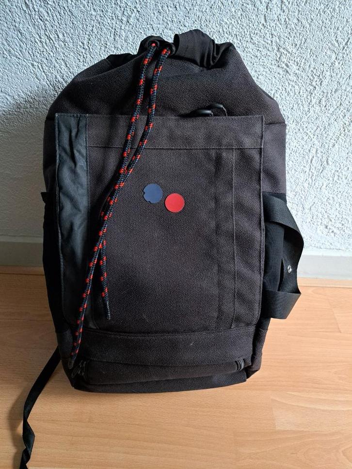 Pinqponq Blok 30 rugtas, Sieraden, Tassen en Uiterlijk, Tassen | Rugtassen, Gebruikt, Overige merken, 45 tot 60 cm, Waterdicht