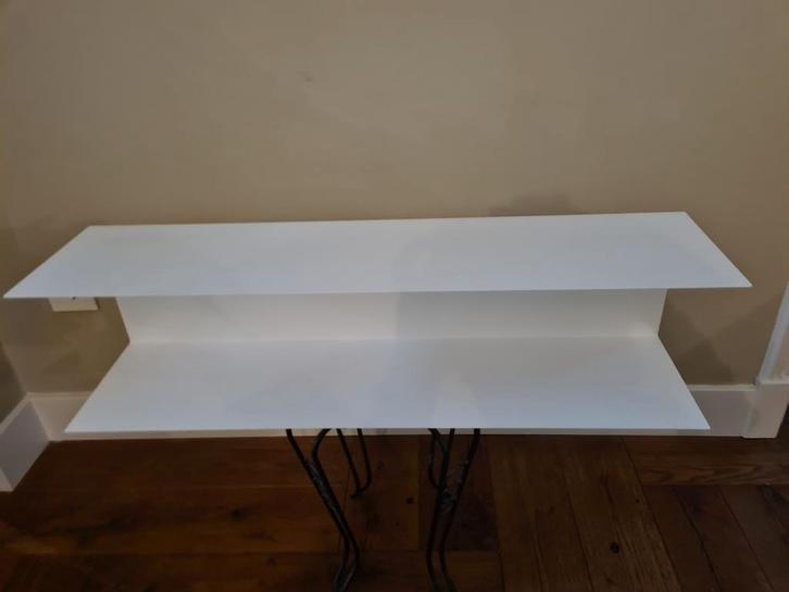 Ikea Botkyrka Wandplank - Metaal, Huis en Inrichting, Woonaccessoires | Wandplanken en Boekenplanken, Ophalen