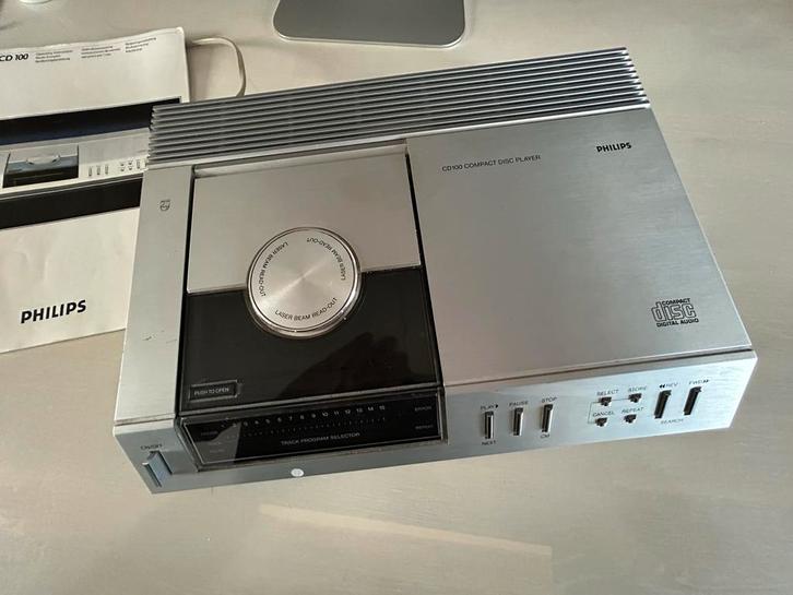 Philips CD100 CD Speler - Vintage Icoon, Audio, Tv en Foto, Cd-spelers, Gebruikt, Philips, Ophalen of Verzenden
