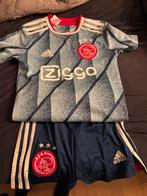 Ajax tenue maat 128, Sport en Fitness, Voetbal, Maat XS of kleiner, Ophalen, Zo goed als nieuw, Set