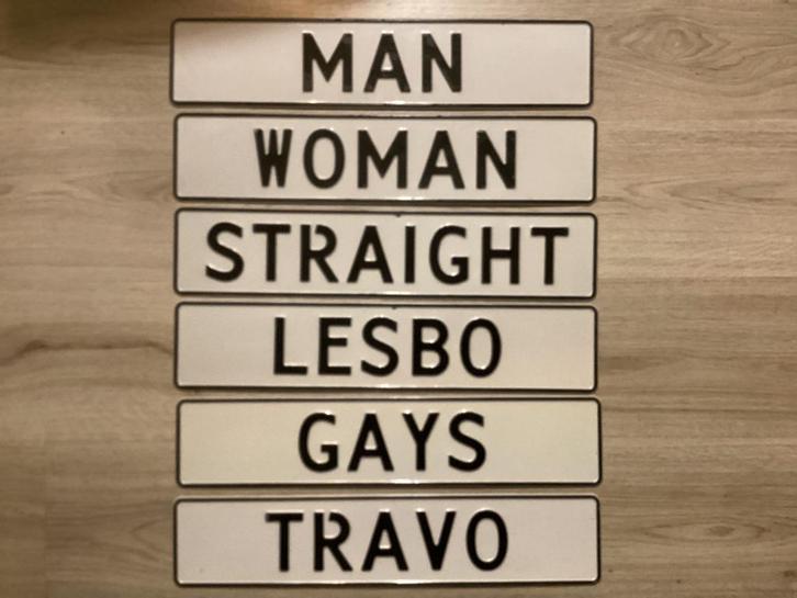 Nummmer borden met tekst(geen emaille), Huis en Inrichting, Woonaccessoires | Tekstborden en Spreuken, Zo goed als nieuw, Ophalen of Verzenden