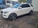 Mercedes-Benz M-Klasse ML 350 ML350 4MATIC 2012 Wit, Auto's, Automaat, Zwart, Leder en Stof, Wit