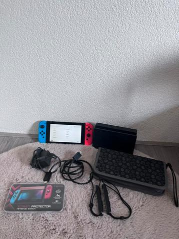 Nintendo switch inclusief accessoires beschikbaar voor biedingen