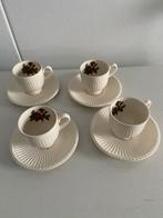 Wedgwood Moss Roze espresso kop en schotels 4 stuks, Ophalen of Verzenden, Zo goed als nieuw, Wedgwood, Kop(pen) en/of Schotel(s)
