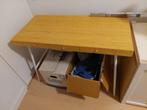 Bureau lilasen ikea, Huis en Inrichting, Bureaus, Zo goed als nieuw, Ophalen, Bureau