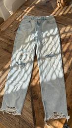 Bershka lichte spijkerbroek mt 36, Blauw, Zo goed als nieuw, Maat 36 (S), Lang