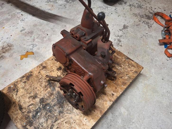 Willys Jeep T90 Versnellingsbak + Tussenbak met Transfercase, Auto-onderdelen, Transmissie en Toebehoren, Jeep, Gebruikt, Ophalen