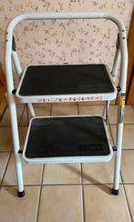 Huishoudtrapje / keukentrapje 2 treden, Huis en Inrichting, Ophalen, Gebruikt