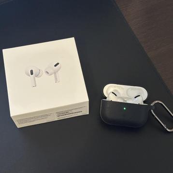 AirPods Pro 1e generatie (2020) – met lichte gebruikssporen beschikbaar voor biedingen