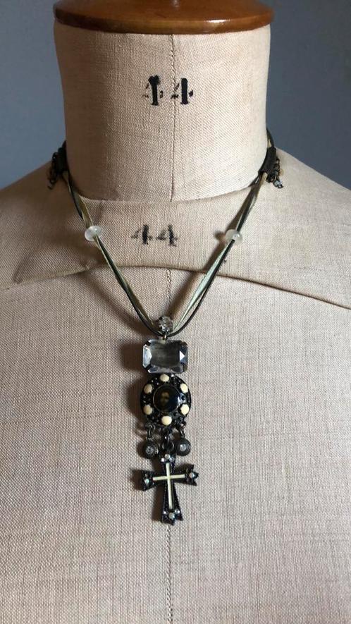 Ketting van Wings, Sieraden, Tassen en Uiterlijk, Kettingen, Zo goed als nieuw, Overige materialen, Verstelbaar, Ophalen of Verzenden