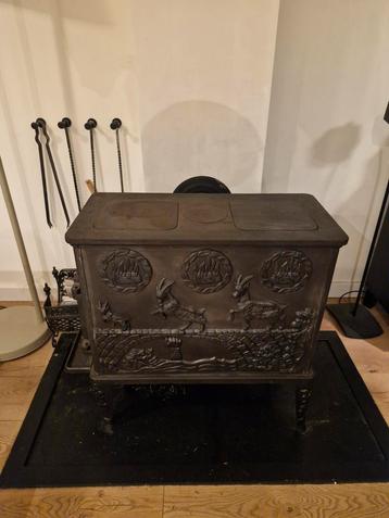 Zeer nette Dovre houtkachel 75x70x33 beschikbaar voor biedingen